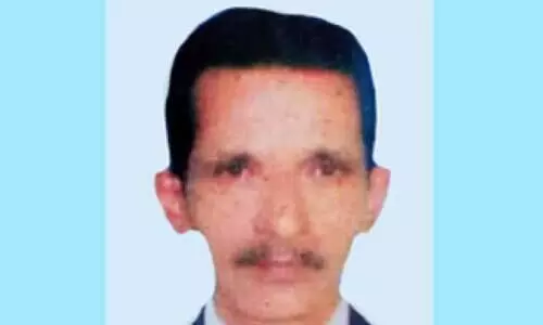 കടവരാന്തയിൽ തൂങ്ങിമരിച്ച നിലയിൽ