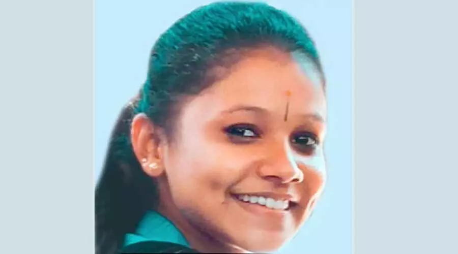 വിദ്യാര്‍ഥിനി തൂങ്ങിമരിച്ച നിലയില്‍