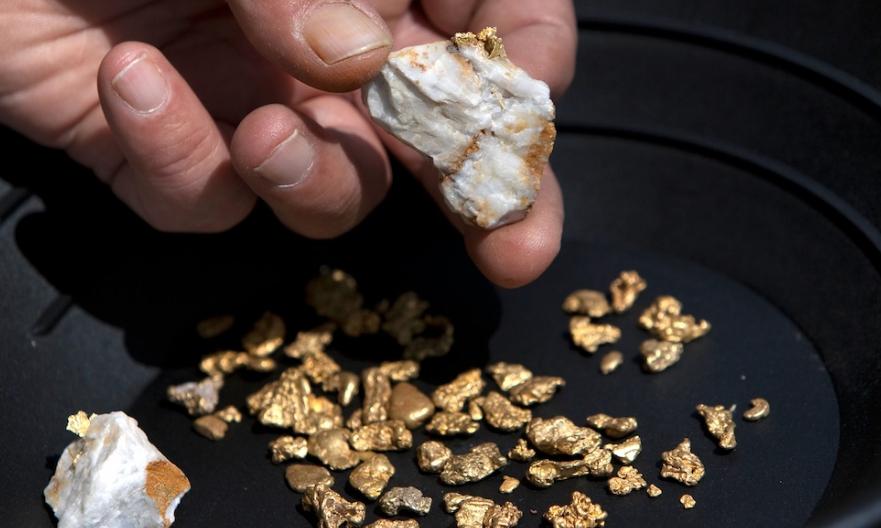 കൊച്ചി രാജ്യാന്തര വിമാനത്താവളത്തിൽ സ്വർണവേട്ട കൊച്ചി രാജ്യാന്തര വിമാനത്താവളത്തിൽ സ്വർണവേട്ട