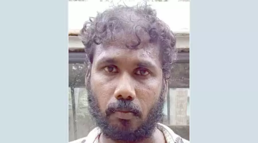 ഭാര്യയുടെ വീടിന് തീയിട്ട യുവാവ് പിടിയില് ഭാര്യയുടെ വീടിന് തീയിട്ട യുവാവ് പിടിയില്