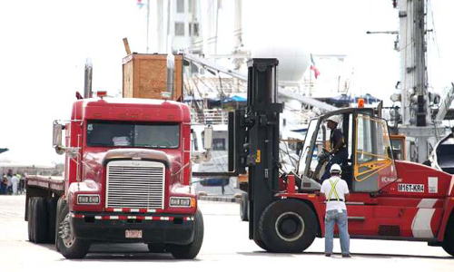 തു​റ​മു​ഖ​ങ്ങ​ളി​ലേ​ക്ക് പ്ര​വേ​ശി​ക്കാ​ൻ ട്ര​ക്കു​ക​ൾ​ക്ക് ഓ​ൺ​ലൈ​ൻ പെ​ർ​മി​റ്റ്​ നി​ർ​ബ​ന്ധം
