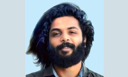 കാർ മതിലിലിടിച്ച്​ മറിഞ്ഞ്​ യുവാവ് മരിച്ചു; ഒ​രാ​ൾ ഗു​രു​ത​രാ​വ​സ്ഥ​യി​ൽ