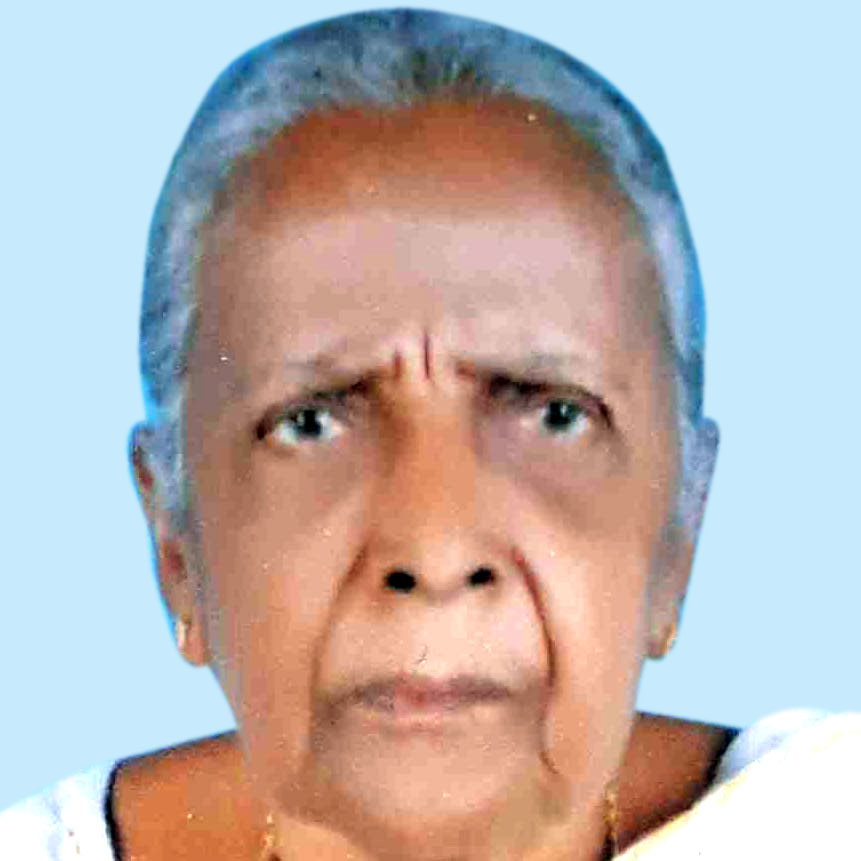 ഓ​മ​ന അ​മ്മ