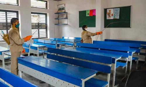 പ്രധാനാധ്യാപികമാർക്ക്​ കോവിഡ് ; കുന്നുമ്മൽ ഉപജില്ലയിൽ രണ്ട്​ സ്​കൂളുകൾ ഇന്നു​ തുറക്കില്ല