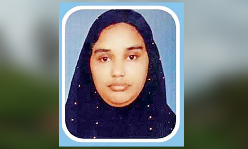 വൃ​ക്ക​ക​ൾ ത​ക​രാ​റി​ലാ​യ വീ​ട്ട​മ്മ​ക്ക് വേ​ണം, സു​മ​ന​സ്സു​ക​ളു​ടെ സ​ഹാ​യം