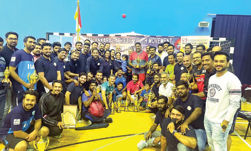 എം.​സി.​വൈ.​എം–കെ.​എം.​ആ​ർ.​എം ബാ​ഡ്മി​ൻ​റ​ൺ ടൂ​ർ​ണ​മെൻറ്​ സം​ഘ​ടി​പ്പി​ച്ചു