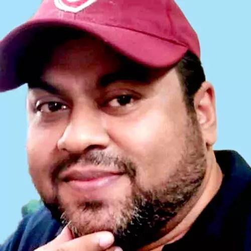 യു​വാ​വ് ​െകാ​ൽ​ക്ക​ത്ത​യി​ൽ നി​ര്യാ​ത​നാ​യി