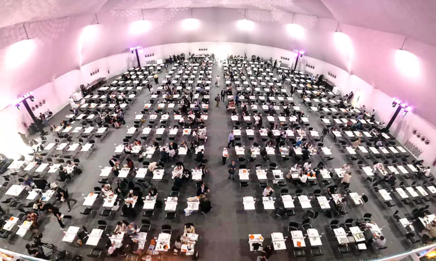 കൂടുതൽ സ്​മാർട്ടായി പുസ്തകോത്സവം