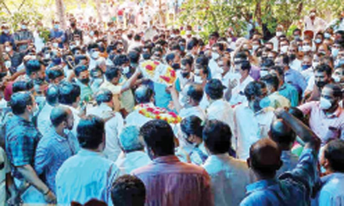 നാടിൻെറ കണ്ണീരായി അ​ഹ​ല്യ കൃ​ഷ്ണയുടെ അ​ന്ത്യ​യാ​ത്ര​