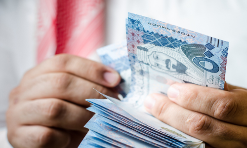 ലെ​വി ത​വ​ണ​ക​ളാ​യി അ​ട​ച്ച്​ ഇ​ഖാ​മ പു​തു​ക്കാം;   സം​വി​ധാ​ന​മാ​യി