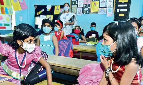 1,05,578 children reached Palakkad district on the first day