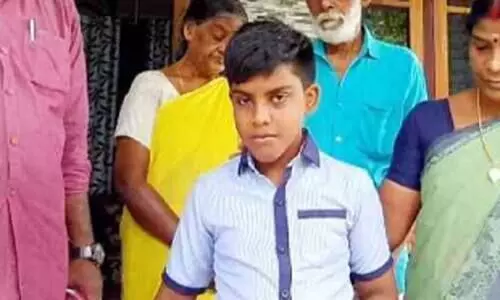 നൊമ്പരമായി അലൻ സ്​കൂളിൽ