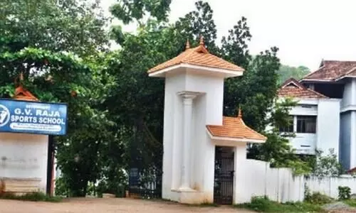 ജീ​വ​ന​ക്കാ​രി​യോ​ട് അ​പ​മ​ര്യാ​ദ​യാ​യി പെ​രു​മാ​റി​;  സി.എസ്. പ്രദീപിനെതിരെ വകുപ്പുതല അന്വേഷണം