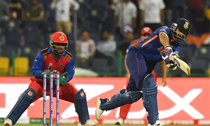 ഇന്ത്യ ഇന്ത്യയായി; അഫ്ഗാന് ജയിക്കാൻ 211 റൺസ് വേണം ഇന്ത്യ ഇന്ത്യയായി; അഫ്ഗാന് ജയിക്കാൻ 211 റൺസ് വേണം