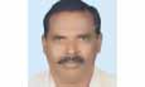 മീ​ൻ​പി​ടി​ത്ത​ത്തി​നി​ടെ ക​ട​ലി​ൽ വീ​ണ് മ​രി​ച്ചു