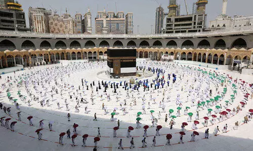 കരിപ്പൂരിൽ ഹജ്ജ്​ പുറപ്പെടൽ കേന്ദ്രം; മന്ത്രിതലസംഘം കേന്ദ്രമന്ത്രിയെ കാണും