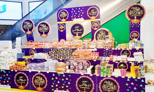 പൊ​ലി​മ​യി​ൽ ദീ​പാ​വ​ലി ഇ​ന്ന്