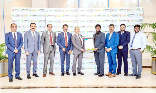 ഒ​മാ​നി​ലെ ലു​ലു ഹൈ​പ്പ​ർ മാ​ർ​ക്ക​റ്റി​ന്​ പി.​സി.​ഐ.​ഡി.​എ​സ്.​എ​സ് സ​ർ​ട്ടി​ഫി​ക്ക​റ്റ്​