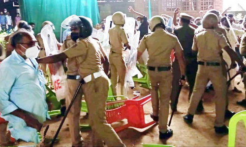 ക​മ്പ​നി​യു​ടെ വാർഷിക യോഗത്തിൽ അക്രമം; നിരവധി പേർക്ക് പരിക്ക്