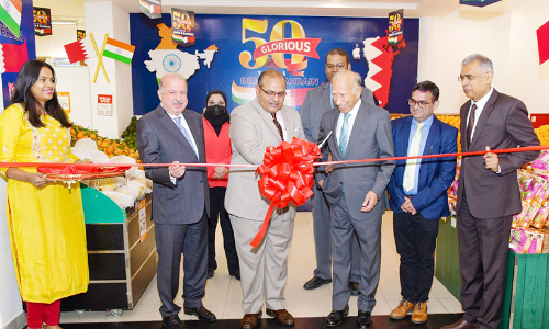 അ​ൽ​ജ​സീ​റ സൂ​പ്പ​ർ​മാ​ർ​ക്ക​റ്റി​ൽ ഇ​ന്ത്യ​ൻ വാ​രാ​ഘോ​ഷം