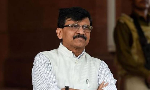 ഇന്ധനവില 50 രൂപയാകണമെങ്കിൽ ബി.ജെ.പിയെ അധികാരത്തിൽ നിന്നു പുറത്താക്കണമെന്ന്​ ശി​വസേന