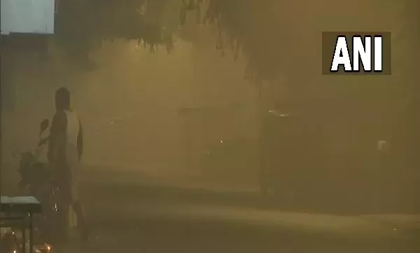 ഡൽഹിയെ ശ്വാസംമുട്ടിച്ച്​ മലിനീകരണം; ദീപാവലിയോടെ തോത്​ ഉയർന്നു