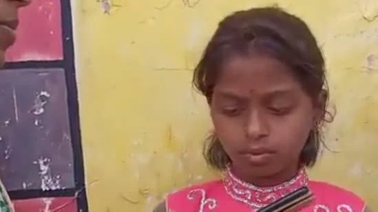 ബസ്​ സർവീസ്​ പുനഃരാരംഭിക്കണമെന്ന്​ ആവശ്യപ്പെട്ട്​ ചീഫ്​ ജസ്റ്റിസിന്​ എട്ടാം ക്ലാസുകാരിയുടെ കത്ത്​; ഇടപ്പെട്ട്​ എൻ.വി.രമണ