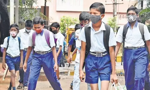 സ്കൂൾ സമയം വൈകീട്ട്​ വരെ; പ്ലസ്​വണ്ണിന്​ 50 താൽക്കാലിക ബാച്ച്​