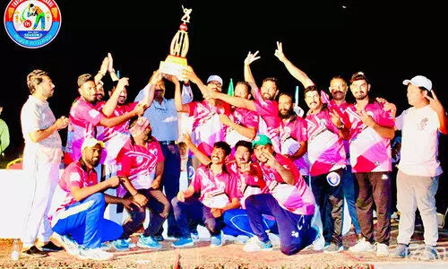 തൃ​ശൂ​ർ പ്രീ​മി​യ​ർ ലീ​ഗ്: കൊ​ടു​ങ്ങ​ല്ലൂ​ർ നൈ​റ്റ് റൈ​ഡേ​ഴ്സ് ജേ​താ​ക്ക​ളാ​യി