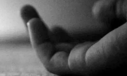 ടവല്‍ എടുത്തുകൊടുക്കാന്‍ വൈകിയതിന് ഭാര്യയെ അമ്പതുകാരന്‍ അടിച്ചുകൊന്നു