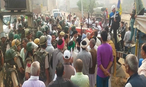 കർ​ഷക​ സ​മ​രക്കാരെ അധിക്ഷേപിച്ച് ബി.ജെ.പി എം.പി; പ്രതിഷേധം തുടരുന്നു