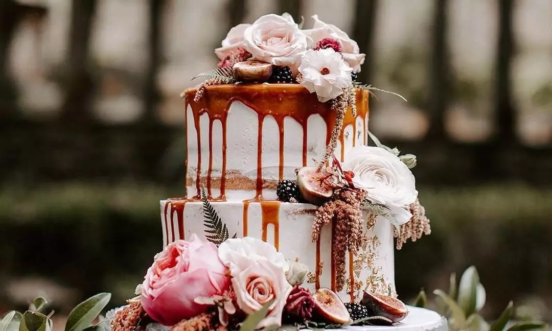 വിവാഹചടങ്ങിൽ കേക്ക് മുറിക്കേണ്ട; സംസ്കാരം നിലനിന്നാലെ നിലനിൽപ്പുണ്ടാകൂവെന്ന് കൊടവ സമാജം വിവാഹചടങ്ങിൽ കേക്ക് മുറിക്കേണ്ട; സംസ്കാരം നിലനിന്നാലെ നിലനിൽപ്പുണ്ടാകൂവെന്ന് കൊടവ സമാജം