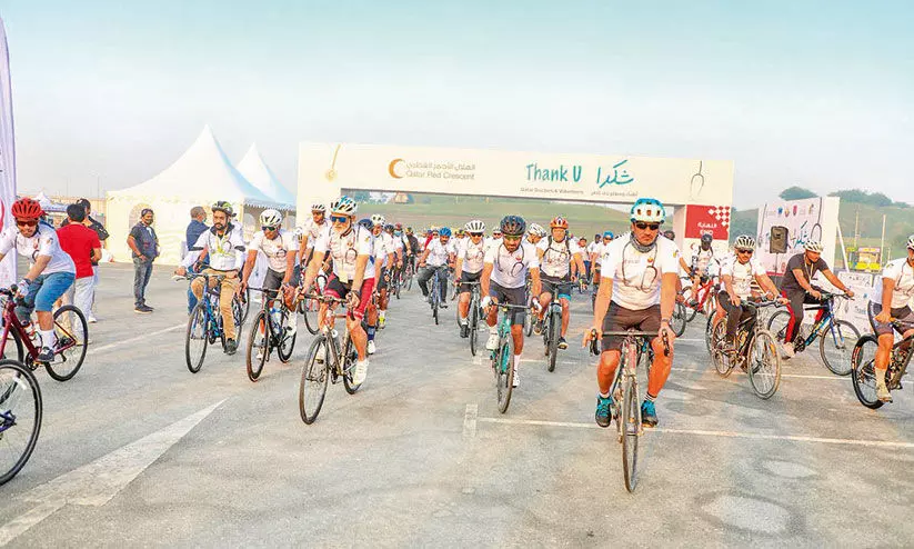 കോവിഡ് പോരാളികൾക്ക് റെഡ് ക്രസൻറ് ആദരം കോവിഡ് പോരാളികൾക്ക് റെഡ് ക്രസൻറ് ആദരം