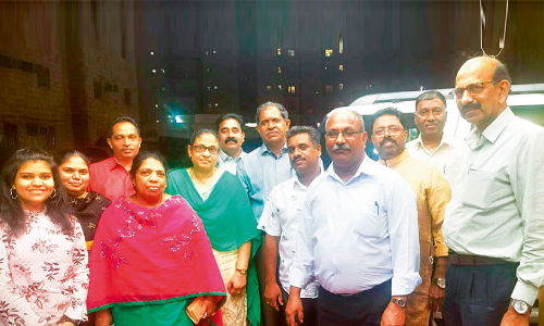 ജോ​ർ​ജ് ജേ​ക്ക​ബി​നും ജെ​സ്സി ജേ​ക്ക​ബി​നും യാ​ത്ര​യ​യ​പ്പ് ന​ൽ​കി