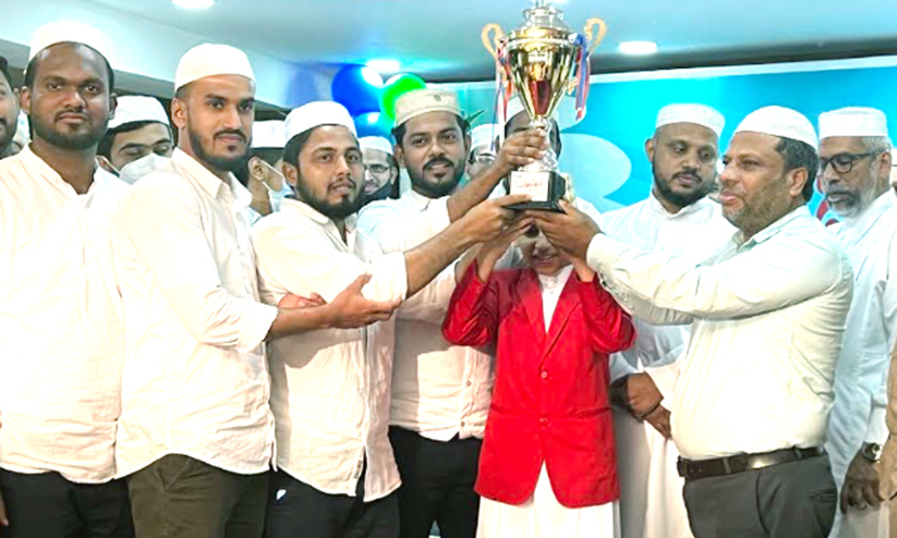 ആർ.എസ്.സി പ്രവാസി സാഹിത്യോത്സവ്: ബത്ഹ ഈസ്റ്റ് സെക്ടർ ചാമ്പ്യൻമാർ ആർ.എസ്.സി പ്രവാസി സാഹിത്യോത്സവ്: ബത്ഹ ഈസ്റ്റ് സെക്ടർ ചാമ്പ്യൻമാർ