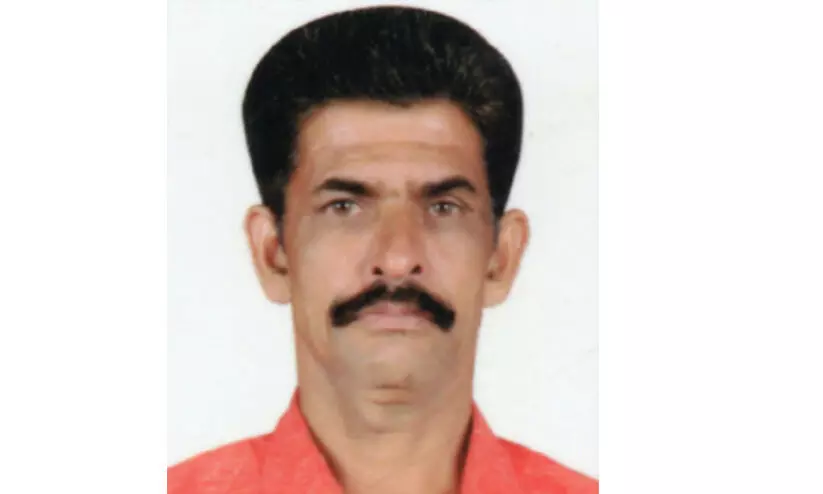 കെട്ടിടത്തിന്റെ മുകളിൽ നിന്നും വീണ് തൊഴിലാളി മരിച്ചു കെട്ടിടത്തിന്റെ മുകളിൽ നിന്നും വീണ് തൊഴിലാളി മരിച്ചു