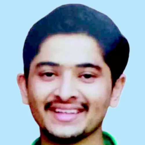 ച​ര​ക്കു​ലോ​റി​യും കാ​റും കൂ​ട്ടി​യി​ടി​ച്ച് യു​വാ​വ് മ​രി​ച്ചു