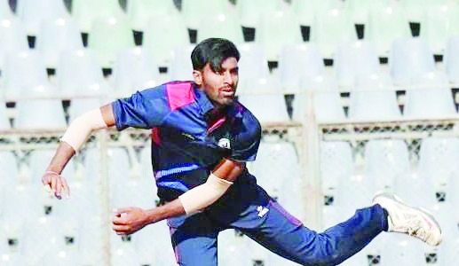 എറിഞ്ഞത്​ നാലോവർ, നാലും മെയ്​ഡൻ;  ലോക റെക്കോഡ്