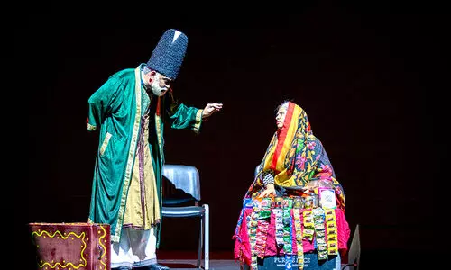 അ​ക്ഷ​ര​ന​ഗ​രി​യെ അ​ര​ങ്ങി​ലേ​ക്ക് ആ​വാ​ഹി​ച്ച്   ഗാ​ലി​ബ് ഇ​ൻ ന്യൂ ​ഡ​ൽ​ഹി