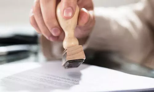 ആ​ശ്രി​ത വി​സ​ക്കാ​രു​ടെ​ ഇ​ഖാ​മയും   മൂ​ന്നു​മാ​സ​ത്തേ​ക്ക്​ പു​തു​ക്കാം