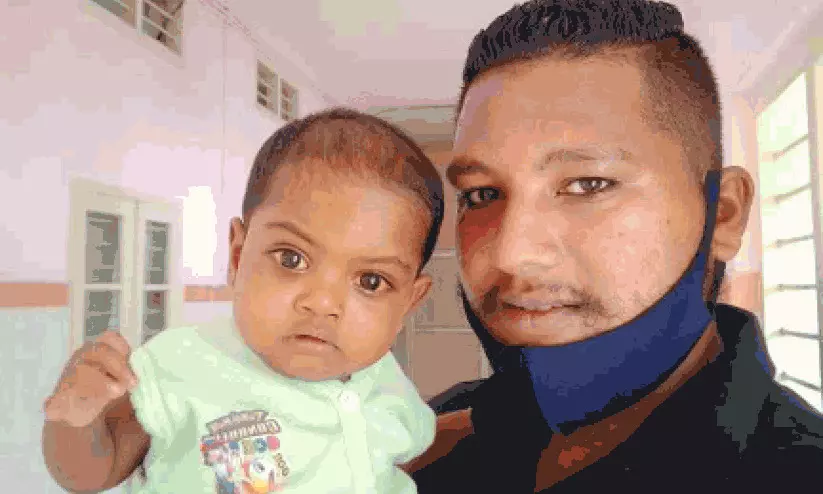 ഉമ്മ കരൾ പകുത്ത് നൽകും; മുഹമ്മദ് റിസ്വാന് വേണം സുമനസ്സുകളുടെ സഹായം ഉമ്മ കരൾ പകുത്ത് നൽകും; മുഹമ്മദ് റിസ്വാന് വേണം സുമനസ്സുകളുടെ സഹായം