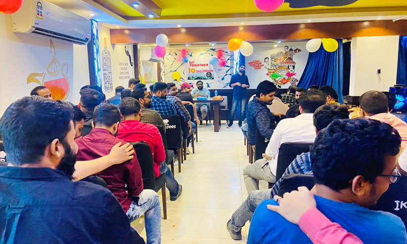 സു​ഹൃ​ദ്‌​സം​ഗ​മം സം​ഘ​ടി​പ്പി​ച്ചു