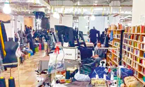 താ​മ​സ നി​യ​മ​ലം​ഘ​നം: ത​യ്യ​ൽ​ക്ക​ട​യി​ലെ 35 പേ​ർ അ​റ​സ്​​റ്റി​ൽ