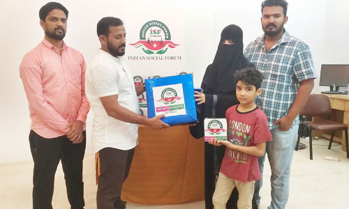 കേ​ര​ള​പ്പി​റ​വി ആ​ഘോ​ഷി​ച്ചു