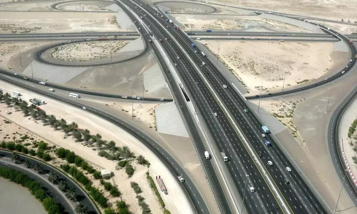 ഷാ​ർ​ജ​യി​ലെ പ്ര​ധാ​ന റോ​ഡു​ക​ൾ  രണ്ടാഴ്​ച ഭാ​ഗി​ക​മാ​യി അ​ട​ച്ചി​ടും