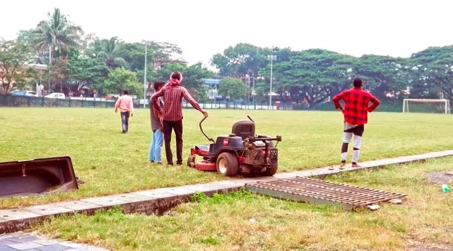ദേശീയ സീനിയർ വനിത ഫുട്ബാൾ ചാമ്പ്യൻഷിപ് കൂത്തുപറമ്പിൽ ദേശീയ സീനിയർ വനിത ഫുട്ബാൾ ചാമ്പ്യൻഷിപ് കൂത്തുപറമ്പിൽ