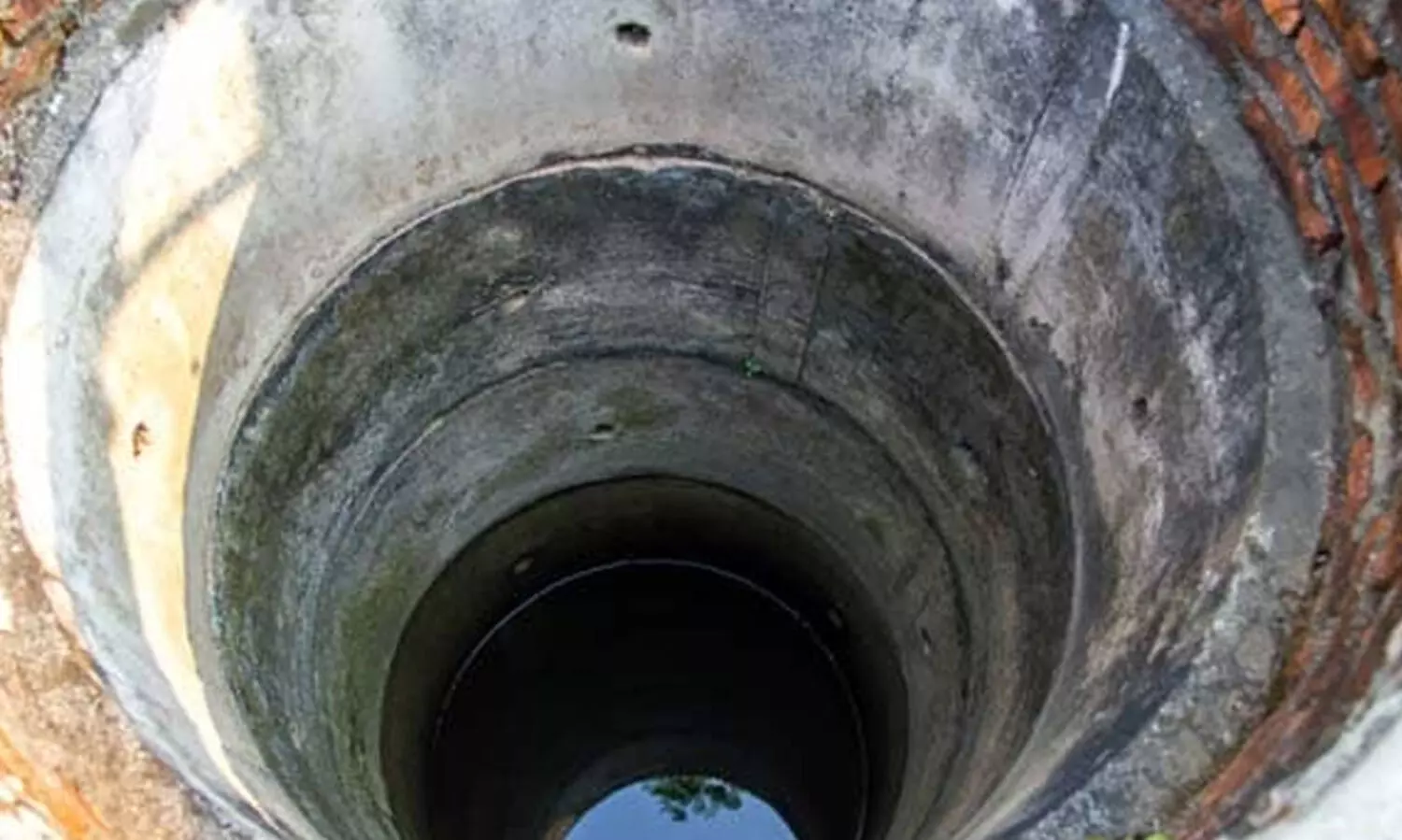 കൈവരി തകർന്നു കിണറ്റിൽ വീണ വയോധിക മരിച്ചു