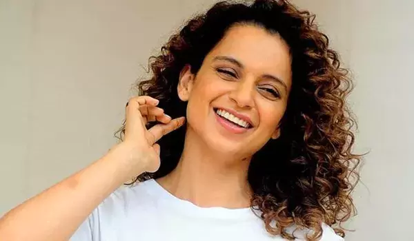 കങ്കണ ചോദിക്കുന്നു 1947ൽ ഏത്​ യുദ്ധമാണ്​ നടന്നത്​; മറുപടി തന്നാൽ പത്​മശ്രീ തിരികെ നൽകും ​