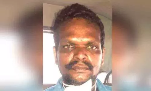 ഇരുചക്രവാഹനവും പണവുമായി കടന്ന തമിഴ്നാട് സ്വദേശി പിടിയിൽ