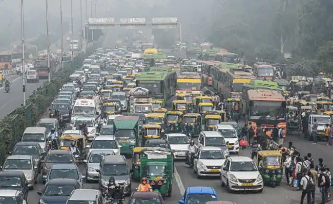 ഡൽഹിയിൽ ലോക്​ഡൗൺ ഏർപ്പെടുത്തുന്നത്​ പരിഗണിക്കണമെന്ന്​ സുപ്രീംകോടതി